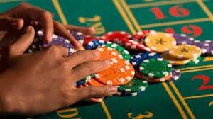 Live basketball betting odds displayed on all casino mobile interface
